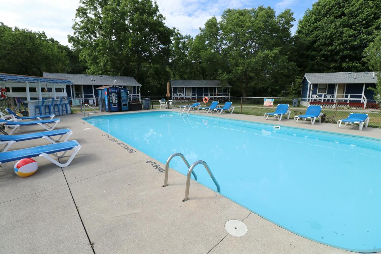 Bird'S Nest Resort Put-in-Bay Exteriör bild
